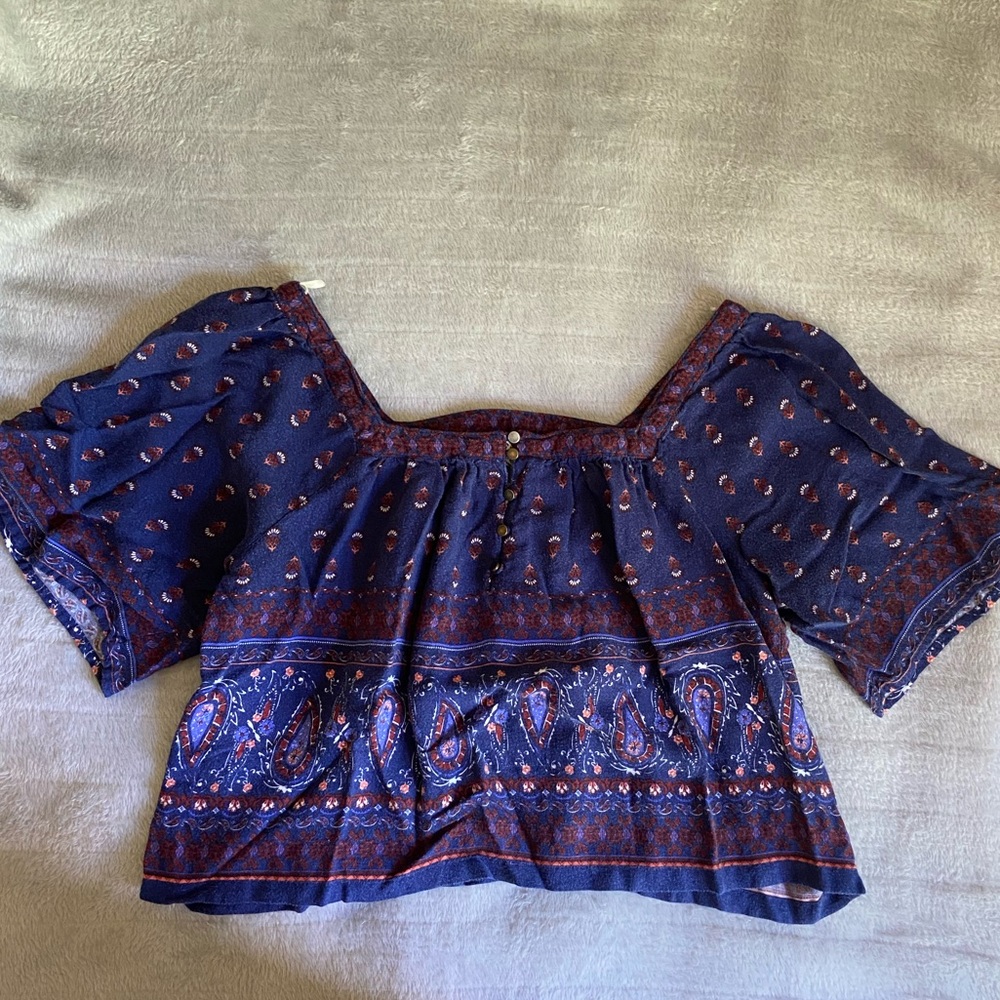 Forever 21 Women’s Soft Flowy Blouse Top